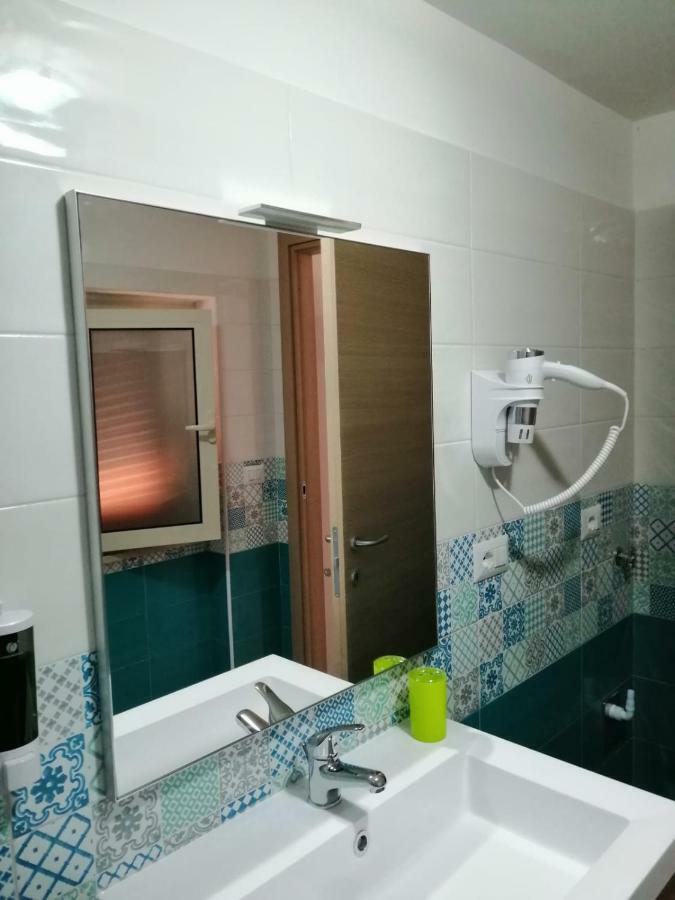 Monolocale Tirreno Studio Seafront 福尔米亚 外观 照片